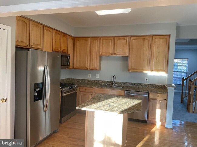Building Photo - 13629 Beckingham Dr