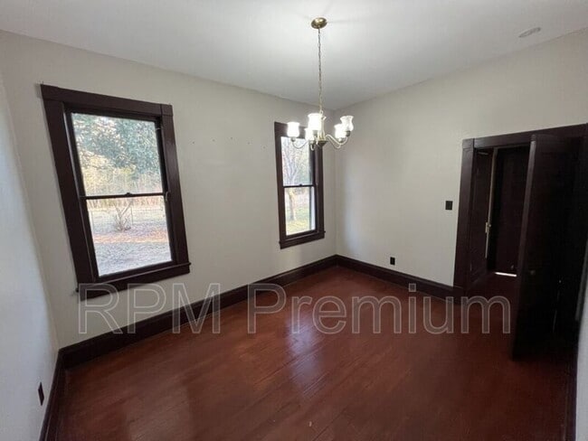 Building Photo - 8222 LA-955