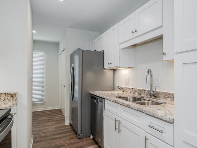 Building Photo - 10319 Osprey Dr