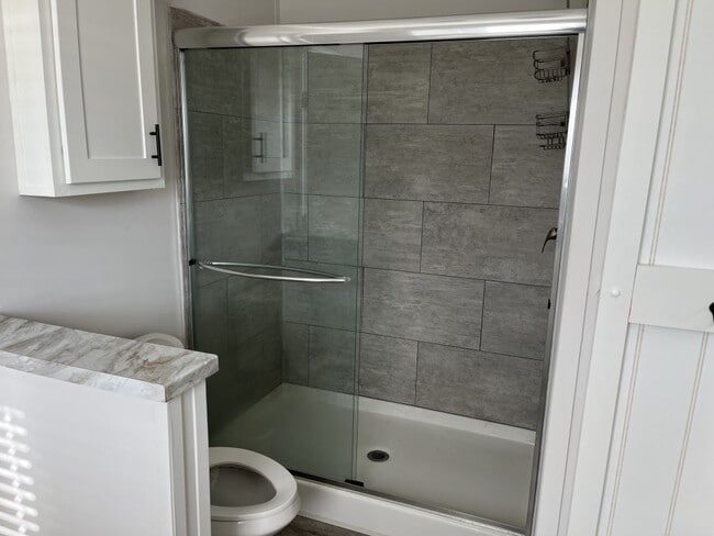 Building Photo - 336 Waddell St