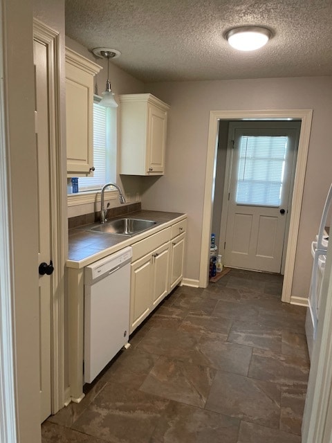 Kitchen Dishwasher(washer/Dryer Connections Off Kitchen - 14835 Forest Grove Ave