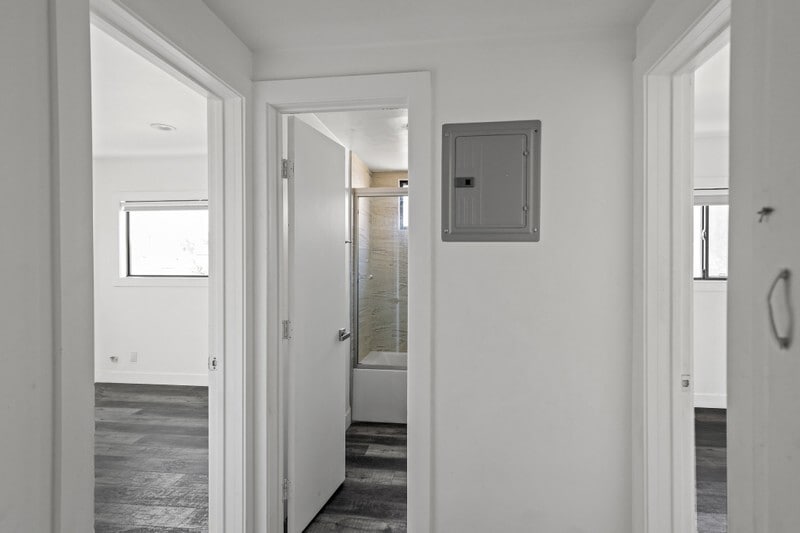 Building Photo - 215 N Fickett St