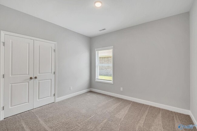 Building Photo - 147 Ivy Vine Dr