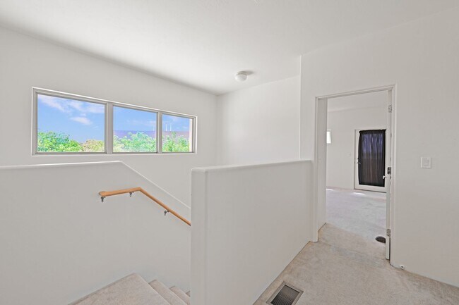 Building Photo - Bright Tierra Contenta Retreat