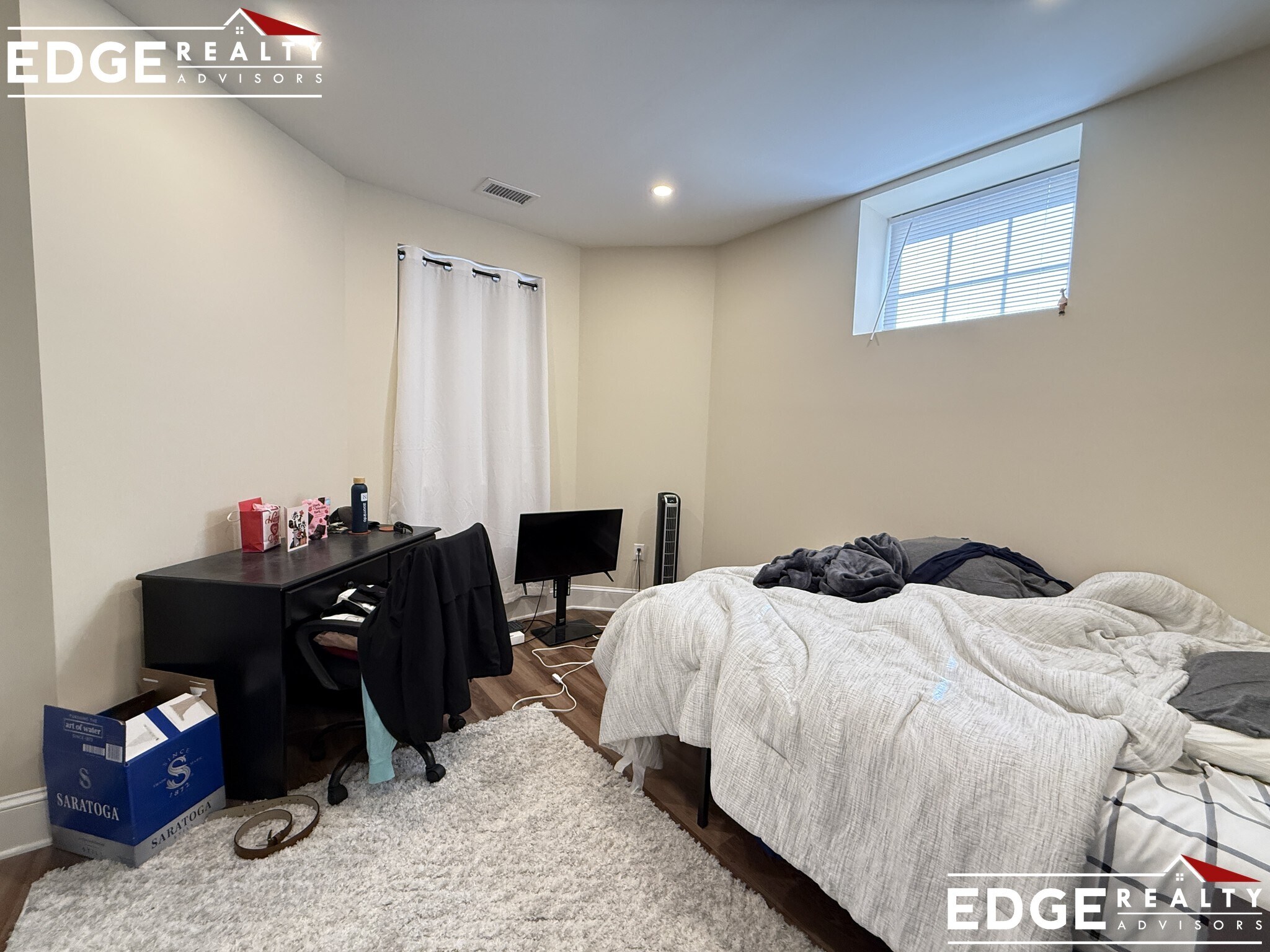 Building Photo - 3 A Glenley Terrace