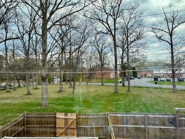 Building Photo - 236 Nottoway Dr