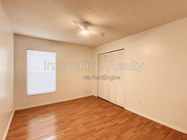 Building Photo - 6400 Lake Horseshoe Dr
