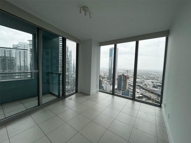 Building Photo - 888 Biscayne Blvd