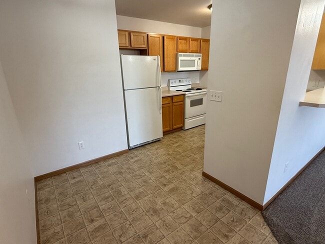 Building Photo - 3409 Fallon St