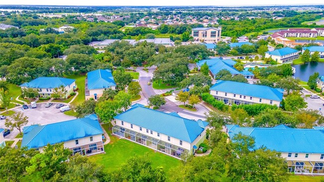 Building Photo - 2045 Grand Oak Dr