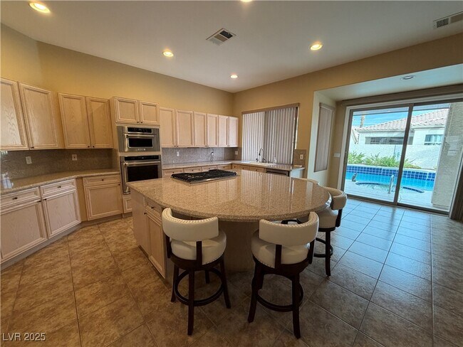 Building Photo - 96 Rancho Maria St