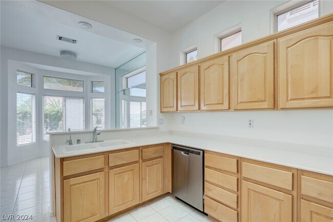 Building Photo - 10709 Shackleton Dr