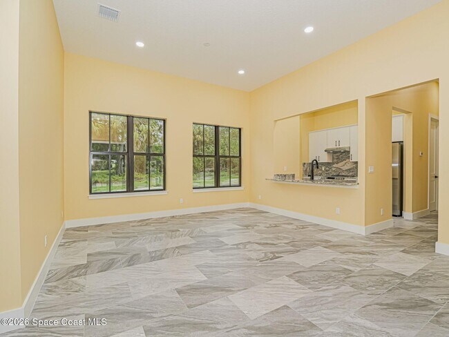 Building Photo - 12906 83rd Ave