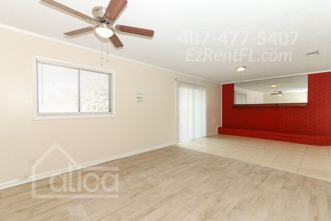 Building Photo - Charming 3-Bedroom Home with Modern Upgrad...