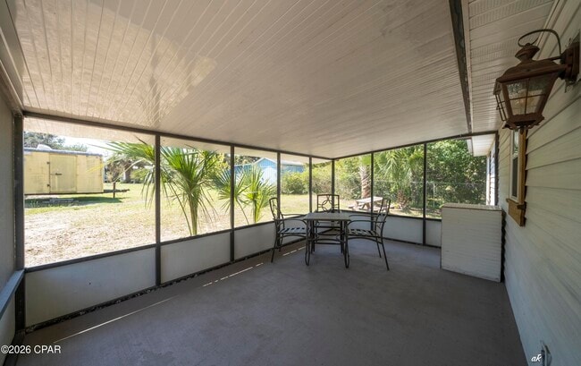 Building Photo - 1617 Drummond Ave