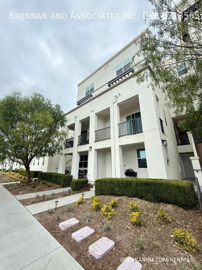 Primary Photo - 1455 Banahaw Way