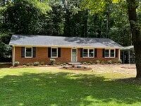 Building Photo - 5620 Blue Spruce Dr