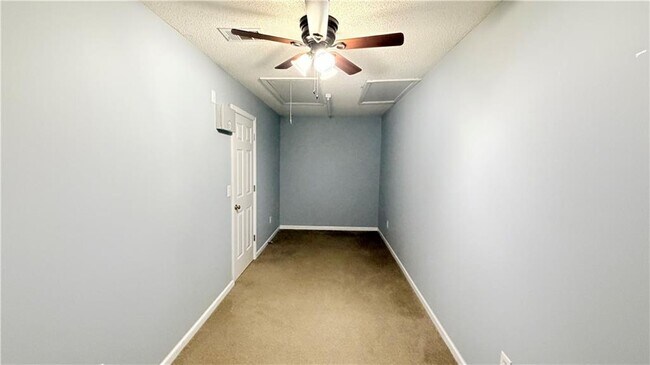 Building Photo - 4166 Glenaire Way NW