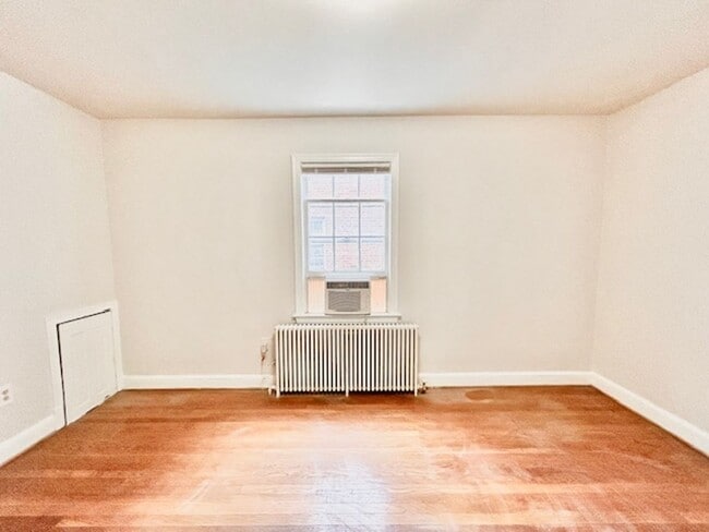 Building Photo - 4534 Avondale St