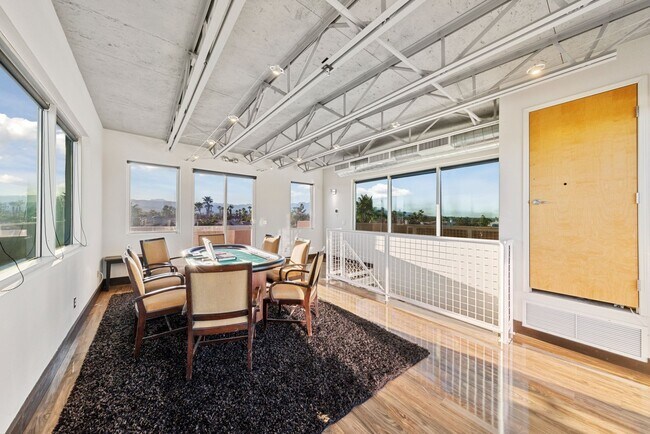 Building Photo - FULLY FURNISHED INDUSTRIAL LOFT SYTLE HOME