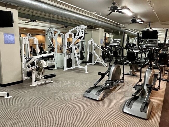 Building Photo - 1551 Fourth Ave