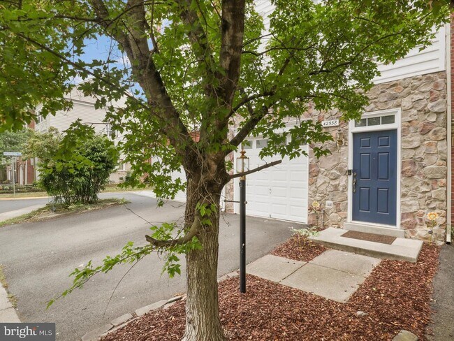 Building Photo - 42538 Magellan Square