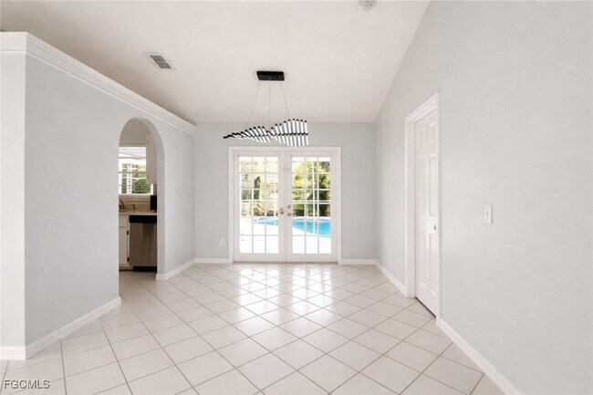 Building Photo - 3107 SW 15th Ave