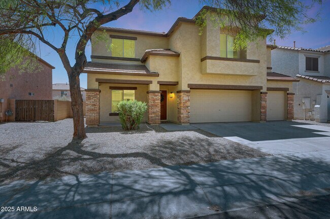 Building Photo - 9423 W Monte Vista Rd