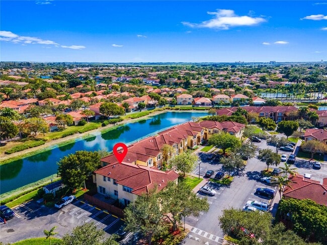 Building Photo - 1655 NE 33rd Rd