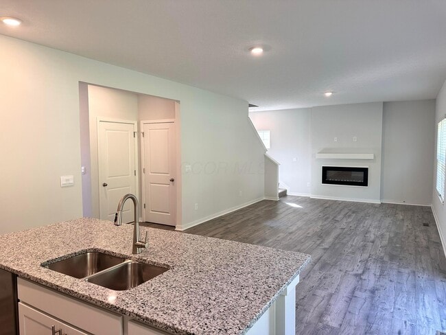 Building Photo - 188 Beaman Gates Dr SW