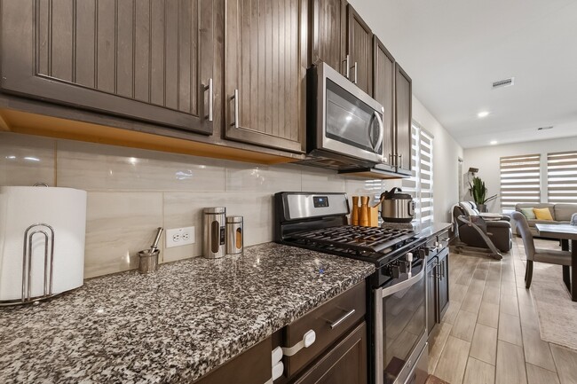 Building Photo - 5724 Texas Sage Dr