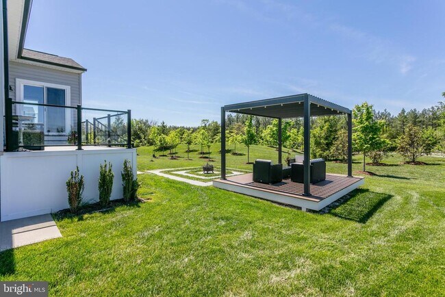 Building Photo - 41355 Tarragon Leaf Dr