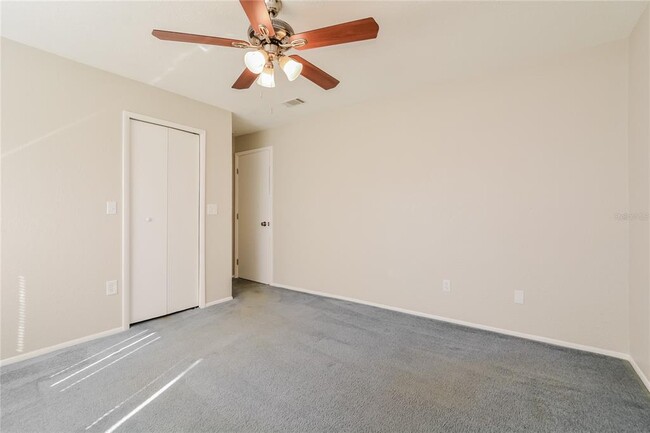 Building Photo - 931 Waverly Dr