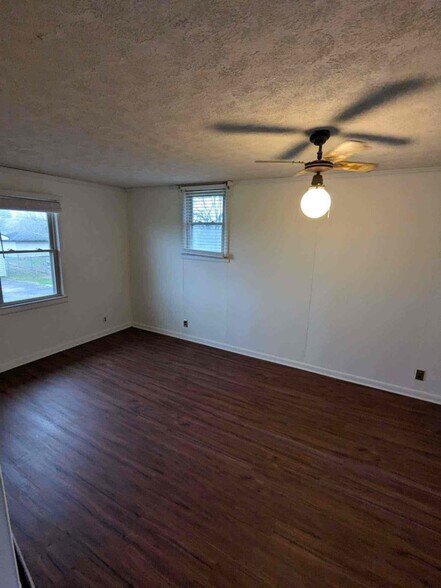 Building Photo - 3282 Old Hustonville Rd