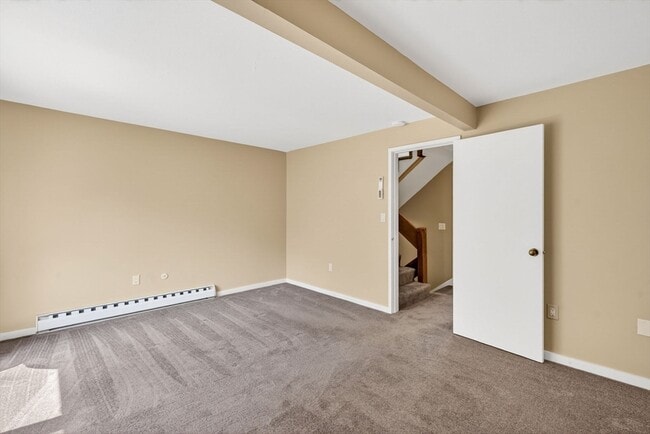 Building Photo - 35 Hazen Rd