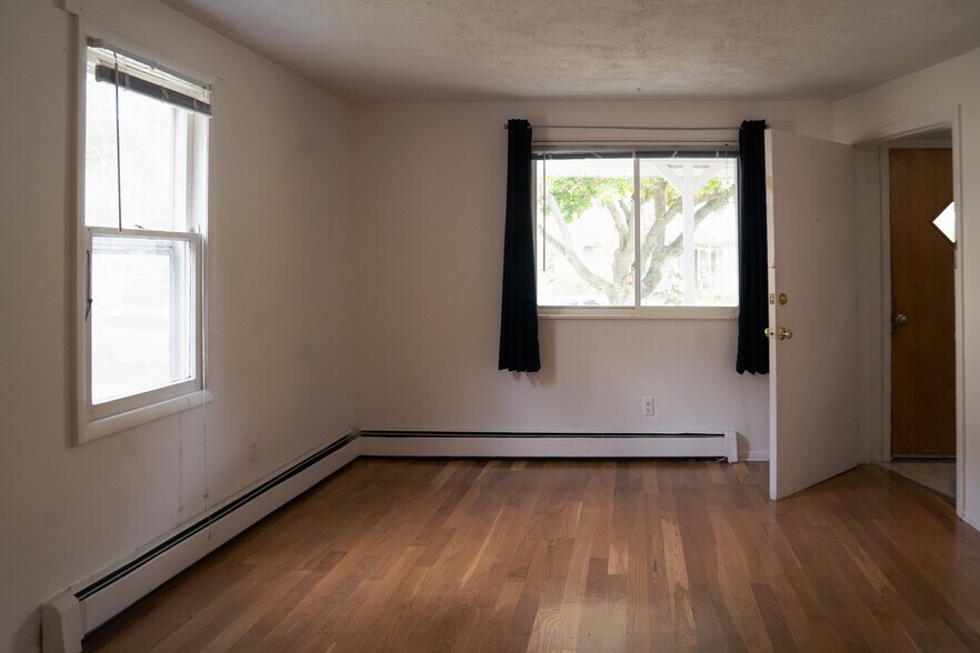 Building Photo - 603 Gott St