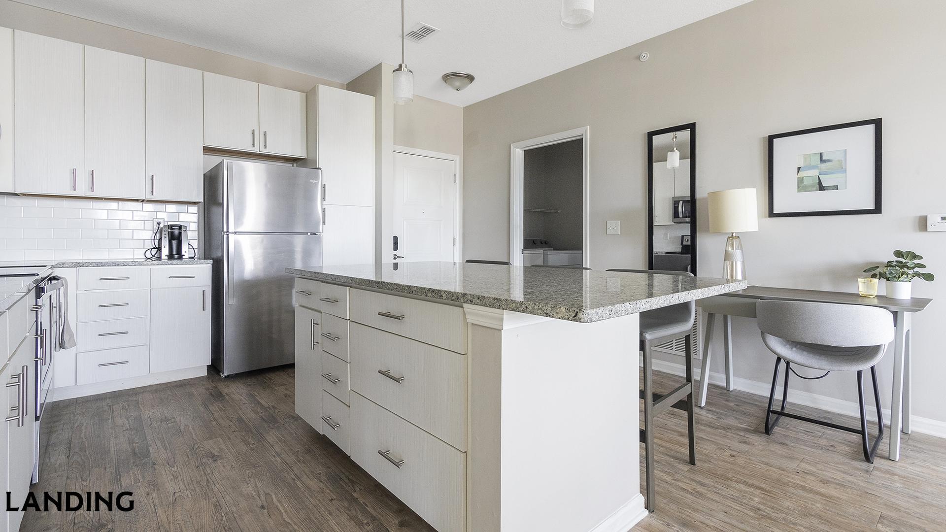 Building Photo - 2300 Tapestry Park Dr