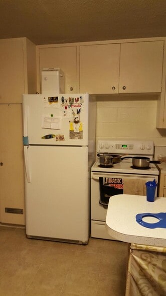 Building Photo - 1329 Kaihee St