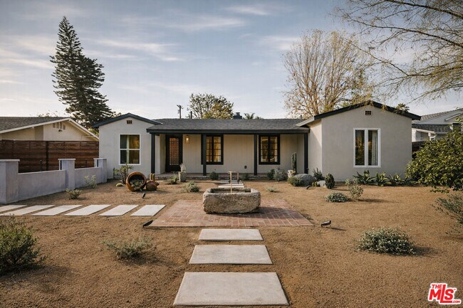 Building Photo - 4837 Gentry Ave