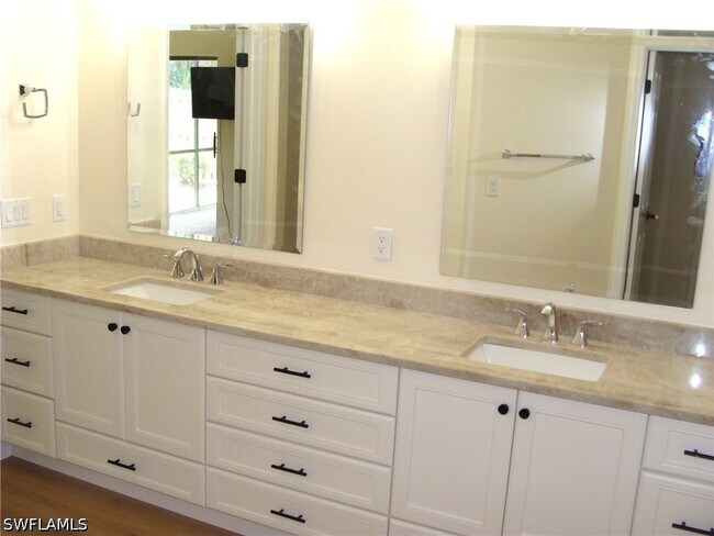 Building Photo - 857 Reef Point Cir
