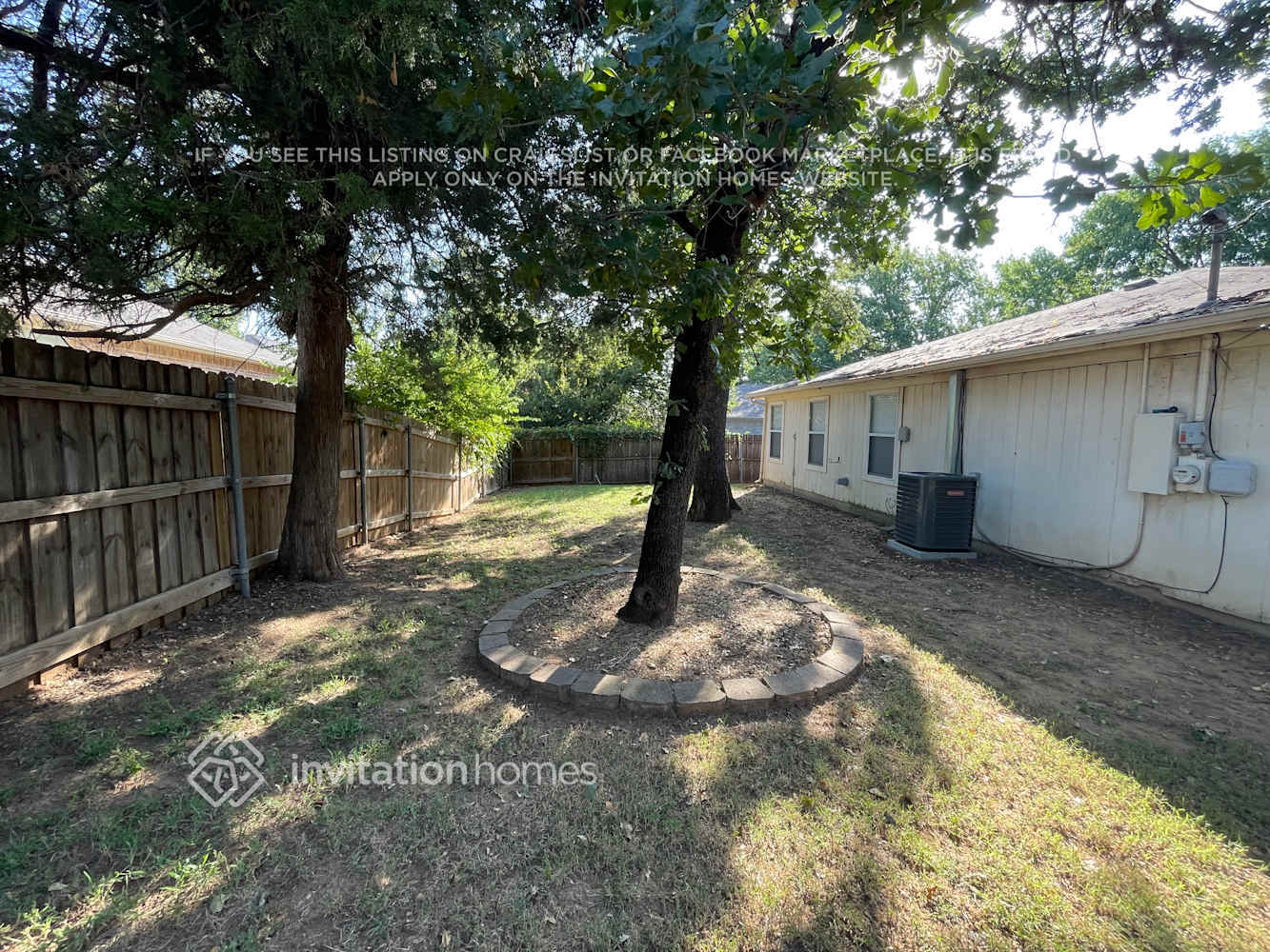 Building Photo - 1200 Cardinal Oaks Dr