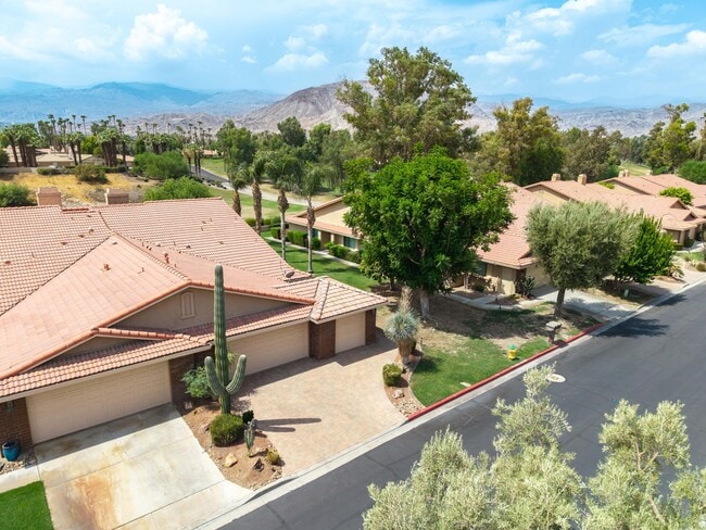 Building Photo - 99 Conejo Cir