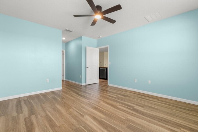 Building Photo - 13911 Smiling Daisy Pl