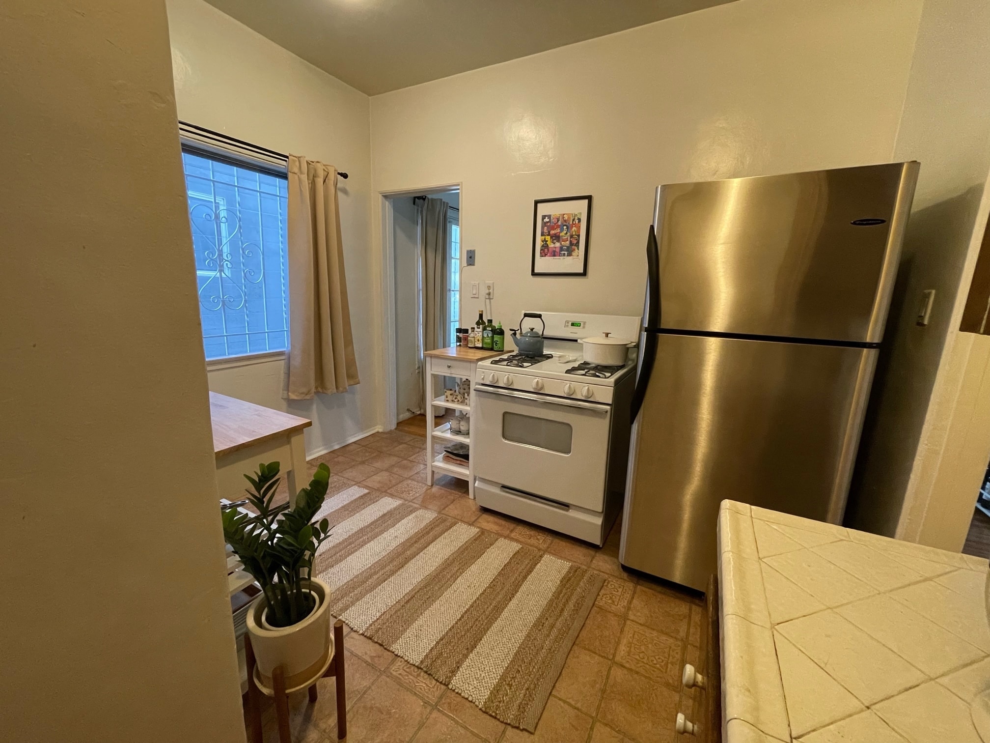 Building Photo - 8237 Blackburn Ave