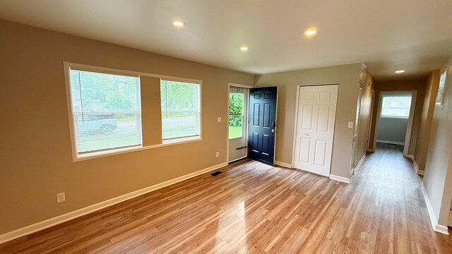 Building Photo - LAWRENCE TWP 3 BEDROOM AVAILABLE NOW!