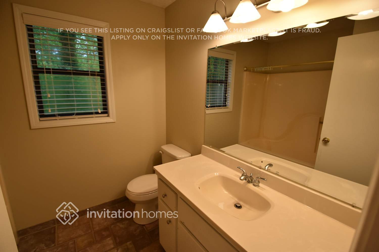 Building Photo - 3427 Hill Ln