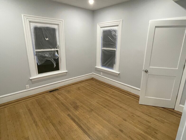 Bedroom 1 - 146 Mulberry St