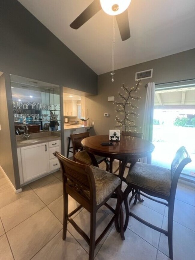 Building Photo - 3 Bed / 2 Bath House at INDIAN PALMS CC** ...