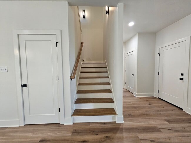 Building Photo - 7233 Havenwood Dr