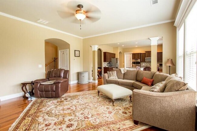 Building Photo - 934 Urban Ash Ct